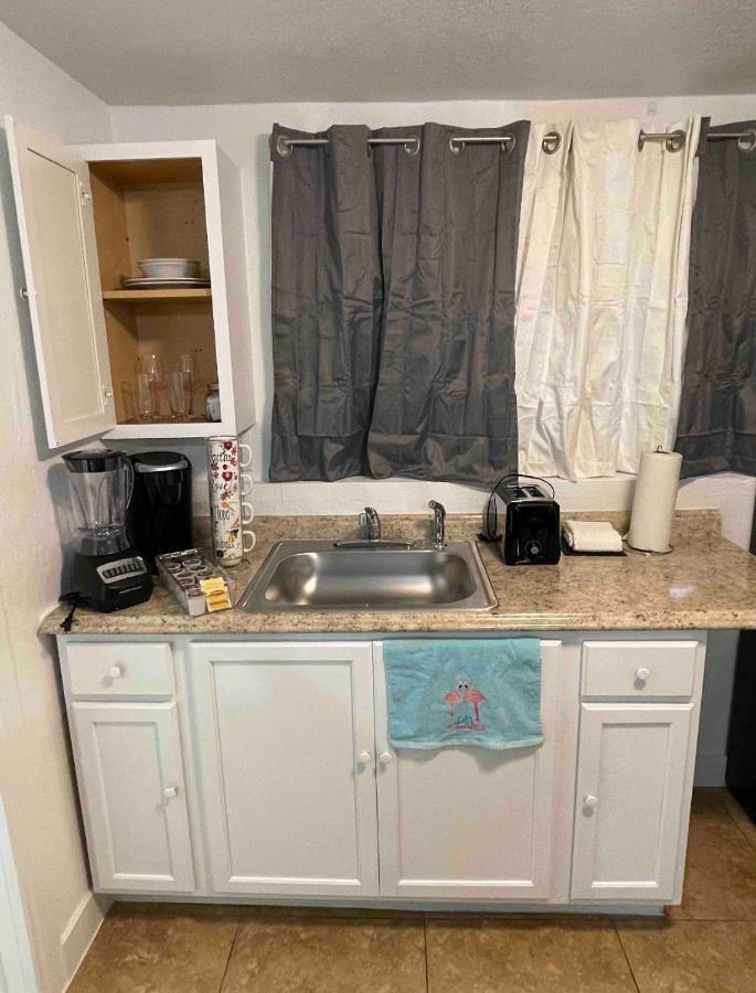 Cozy Studio…With Private Entrance Λας Βέγκας Εξωτερικό φωτογραφία